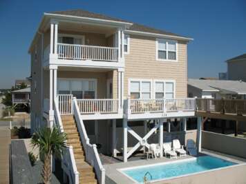 128 East First Street - Private Pool