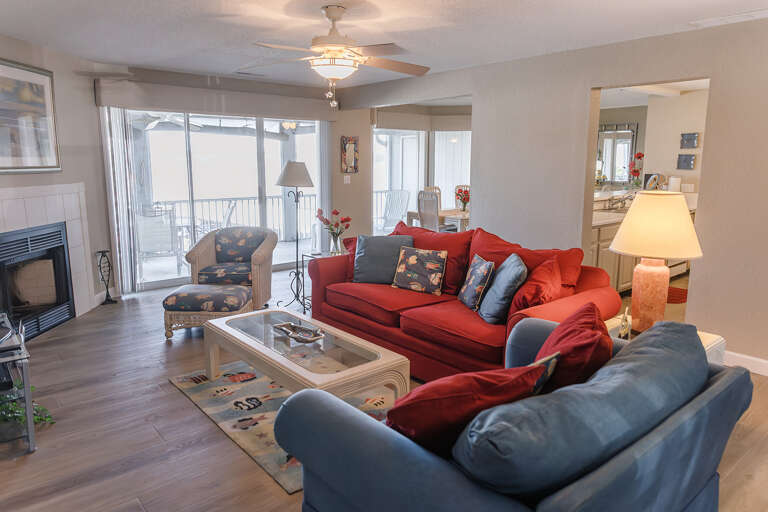 REGATTA BAY 404B