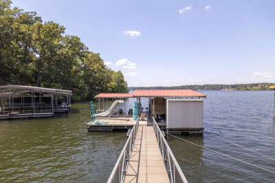 EAGLES LANDING