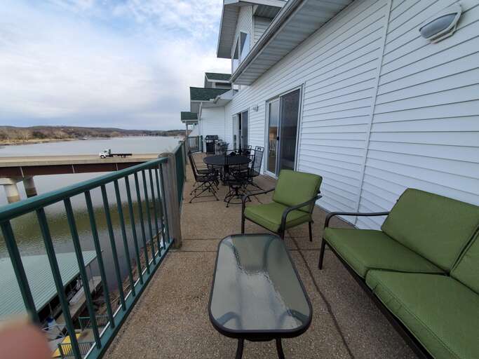 CEDAR HEIGHTS 298 5 Bedroom Condo for Vacation Rental in Camdenton, MO 16 Guests