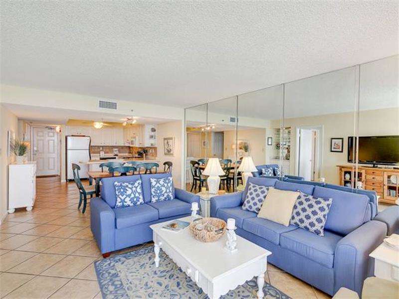 Beachcrest 1102 Beachfront Condo Rental 2 Bedrooms With Resort Pool