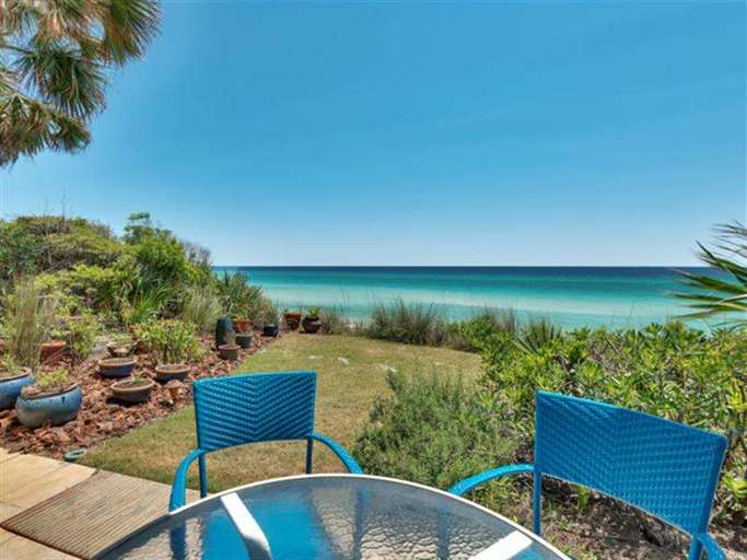 Emerald Hill 1 Stunning Condo in Seagrove Beach, FL Sleeps 4