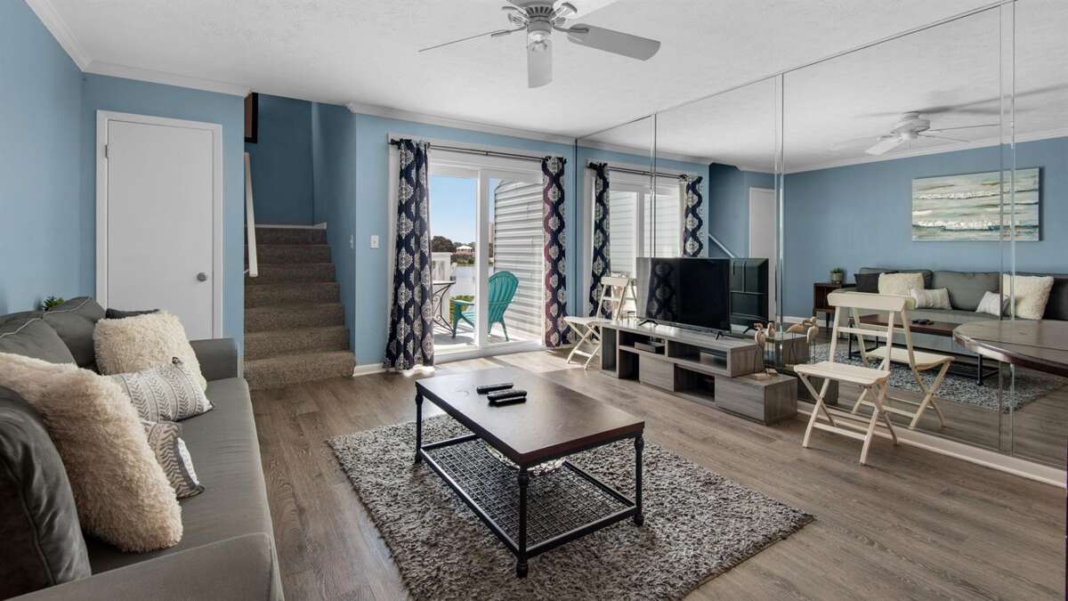 Lullwater 401 Spacious 2 Bedroom Condo in Panama City Beach, FL