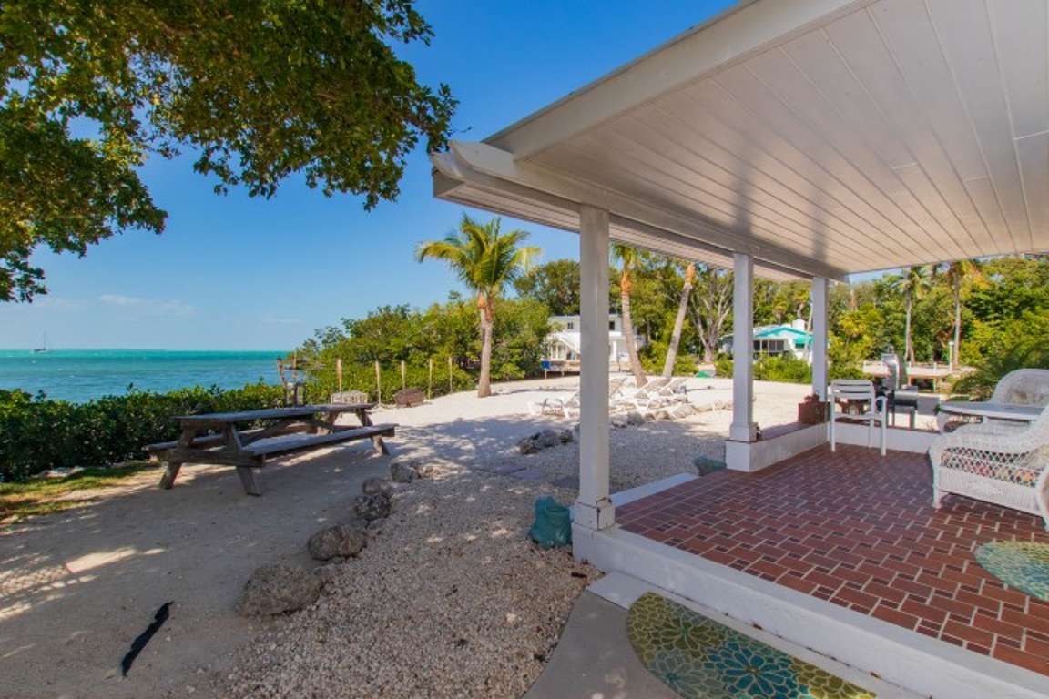 Martin Family Fish Camp 4 Bedroom Vacation Cottage For Rent Islamorada