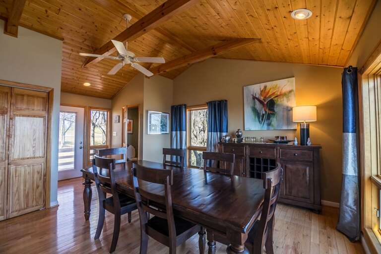 Dining room table for 6