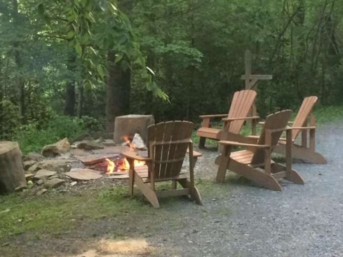 Outdoor fire pit with seating Outdoor fire pit with seating