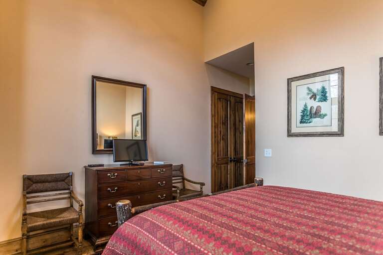 Bedroom with queen bed Bedroom with queen bed