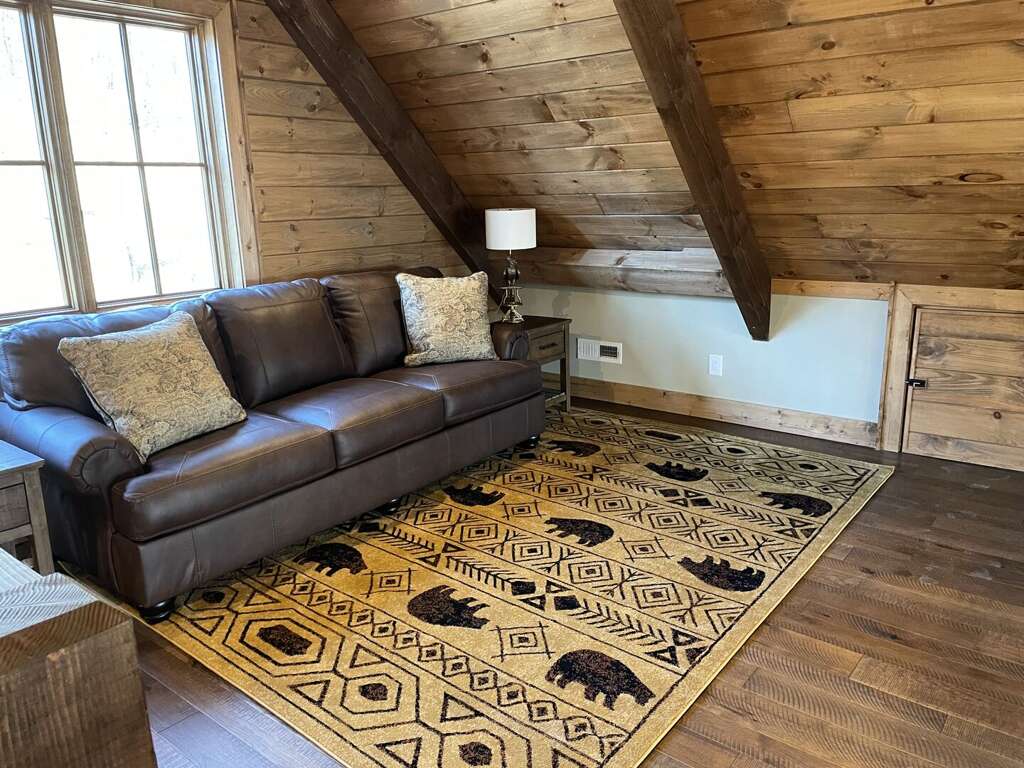 The Phoenix at Eagles Nest Banner Elk, NC 5 Bedroom Lodge for 16