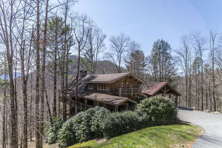 Driveway to Red Stag Lodge