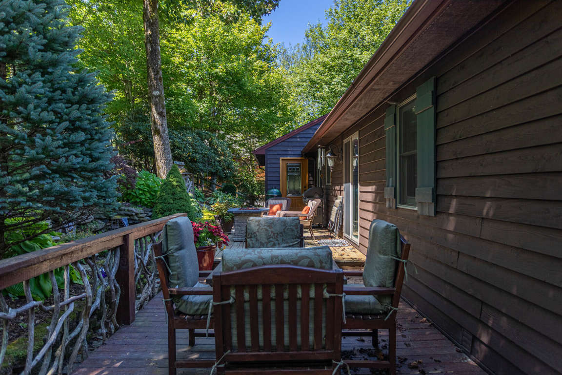 Chipmunk View Lodge Appalachian Ski Mountain NC 4 Bedroom Vacation