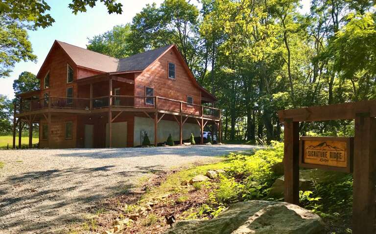 Rustic Cabin In Wooded Area