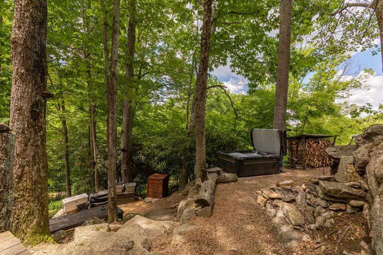 Spirit Bear TeePee at Eagles Nest Banner Elk, NC Vacation Rental for 4 Guests