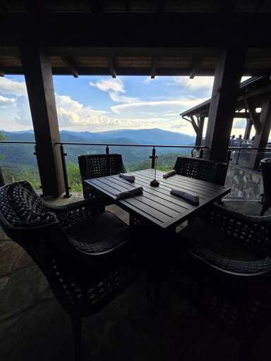 NEW Epic Chophouse in Eagles Nest!