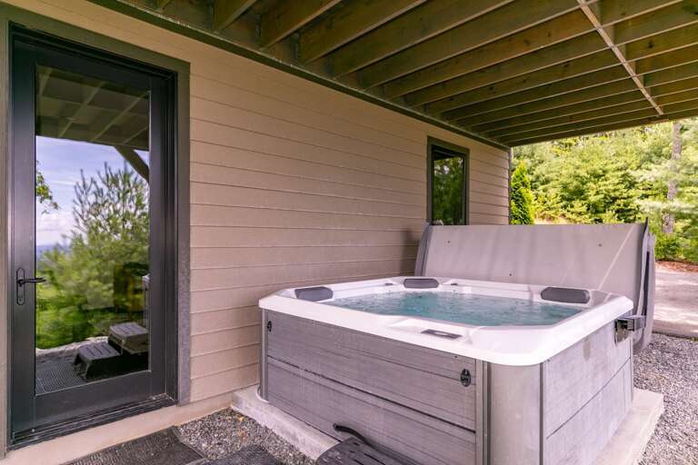 Outdoor Jacuzzi On Vacation Rental Patio