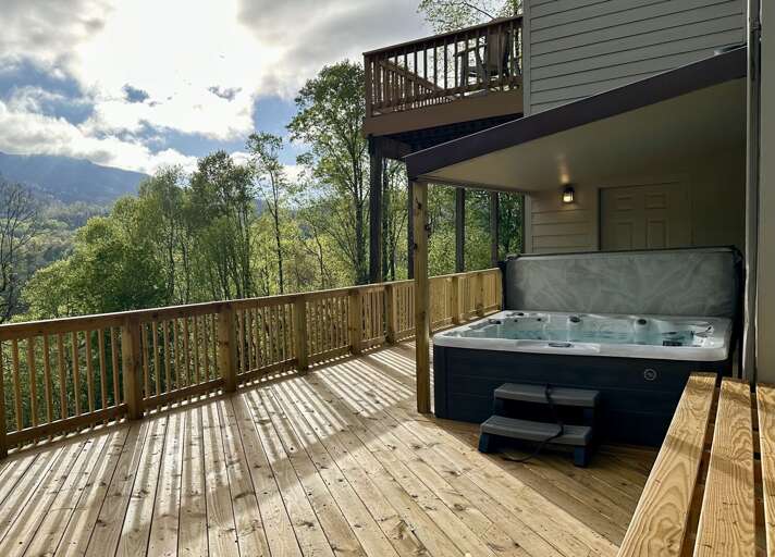 Balcony Building With Bubble Bath, Broad View Of Verdant Valley