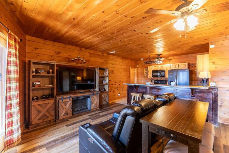 Beary Relaxing Cabin