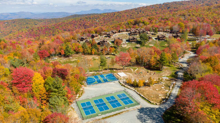 COMMUNITY AMENITIES-COURTS NEAR CAMP COMMUNITY AMENITIES-COURTS NEAR CAMP