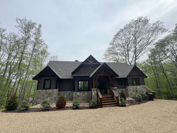 High Boulder Hill at Eagles Nest 4 Bedroom Vacation Home For Rent