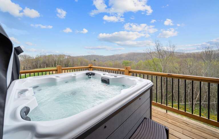 Outdoor Jacuzzi Overlooking Vast Valley Vistas