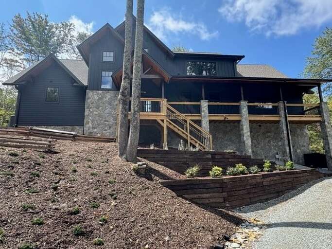 Sweet Bearadise at Eagles Nest