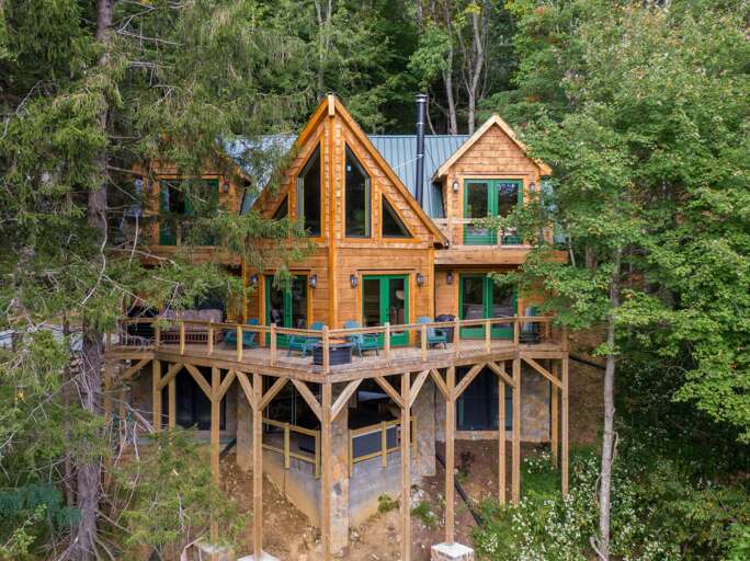 Mama's Mountain Place