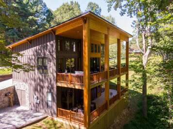 Rocky Creek Retreat