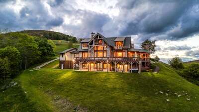 CS: Over The Top Lodge at Chappell Farms
