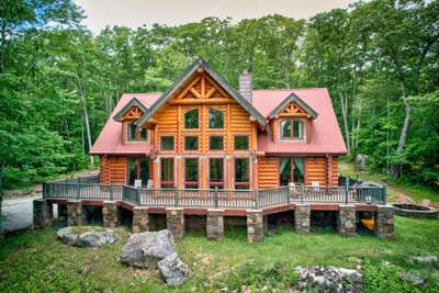 Big Elk Lodge at Eagles Nest