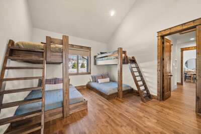 Selah Vie at Eagles Nest