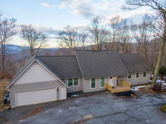 Arches Sugar Mountain