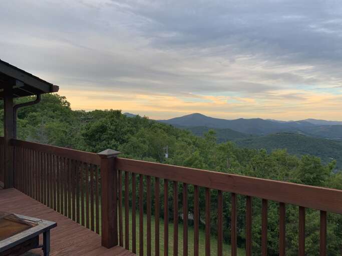 Boone Log Cabin Rental