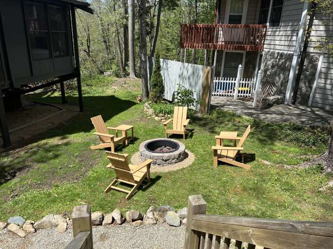 Firepit ready for s'mores!