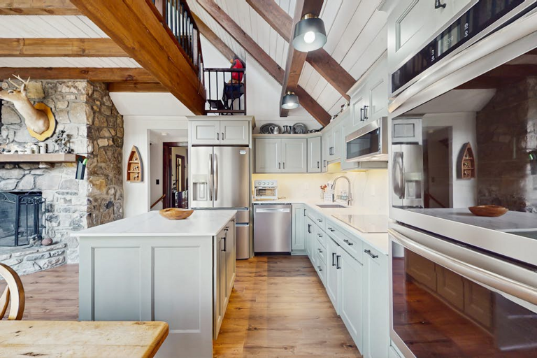 A well equipped kitchen makes preparing meals and snacks easy!