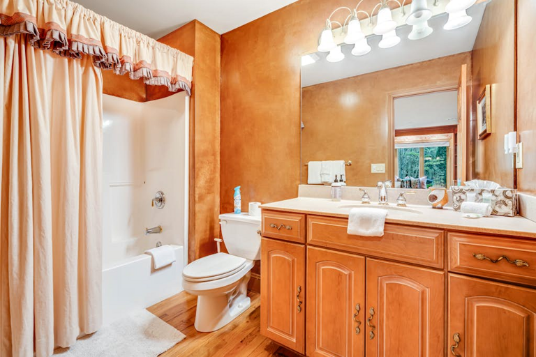 A full bathroom offers the essentials for a comfortable stay.