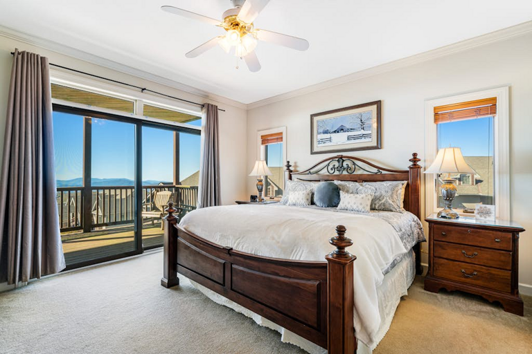 Start and end your day with mountain views from the comfort of the primary bedroom.
