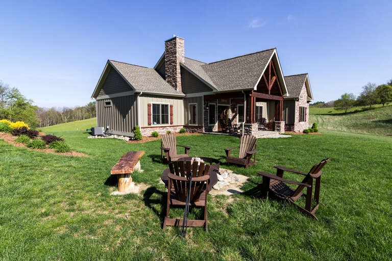 Peace of Heaven Family 3 Bedroom Vacation Home Rental Banner Elk NC