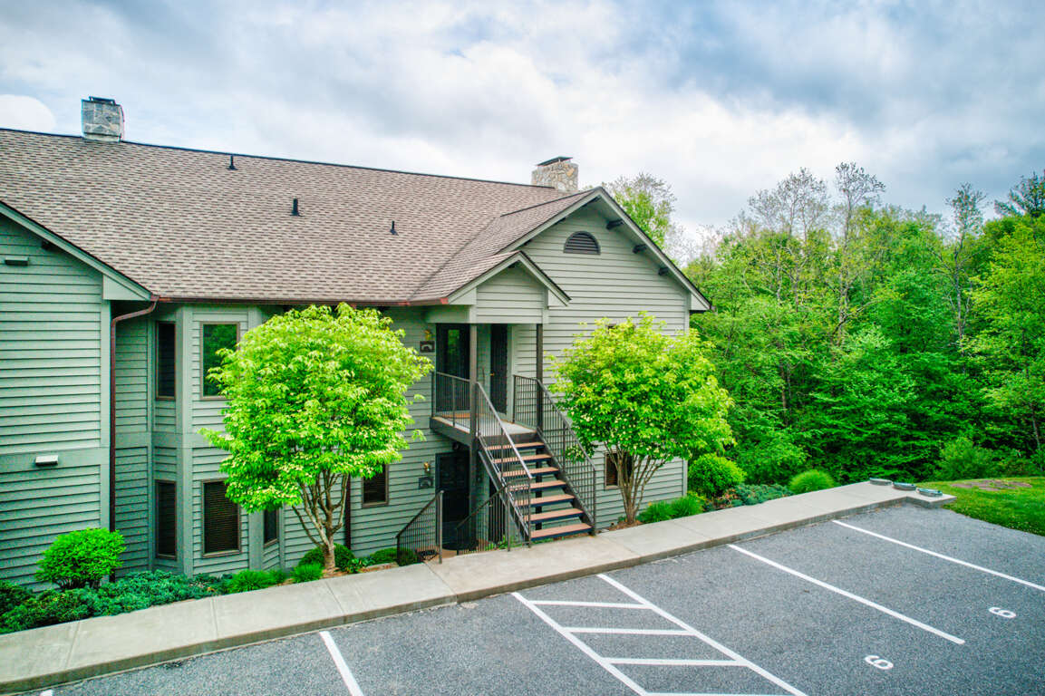 Chetola Berkshires 3 Luxurious 3 Bedroom Condo in Blowing Rock, NC