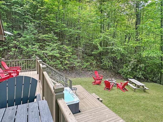 Twin Pines exterior 5