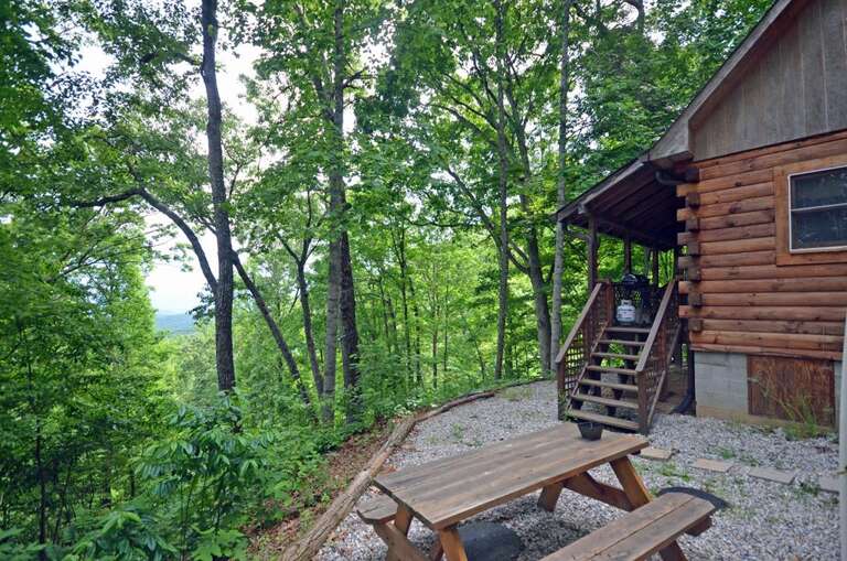 Exterior3.JPG Exterior3.JPG