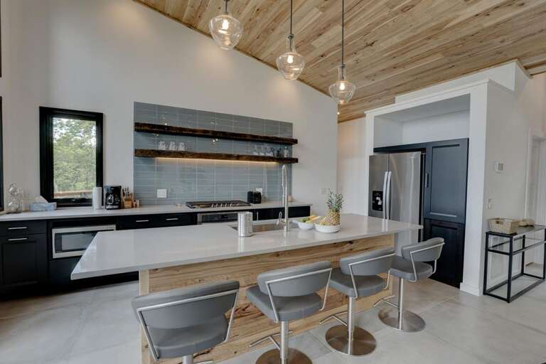 Sunset Falls - kitchen