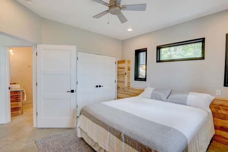 Sunset Falls - lower king bed and bath