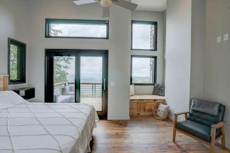 Sunset Falls - king master bedroom2