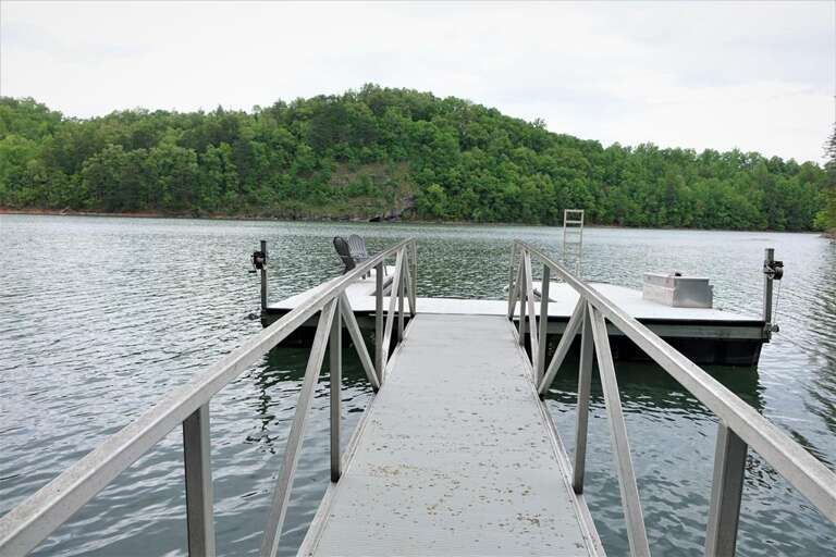 Private boat dock 2 - Summertime full lake Private boat dock 2 - Summertime full lake