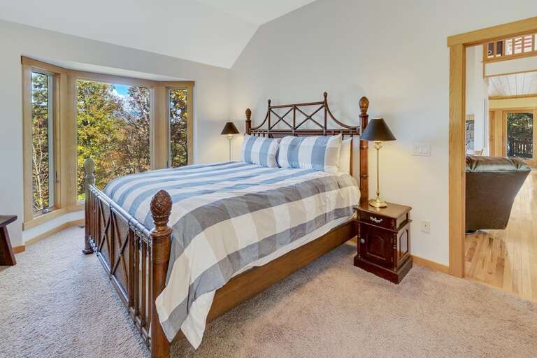 King master bedroom on main floor King master bedroom on main floor