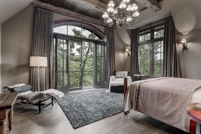 upper level king master bedroom