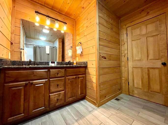Bathroom 1 Bathroom 1