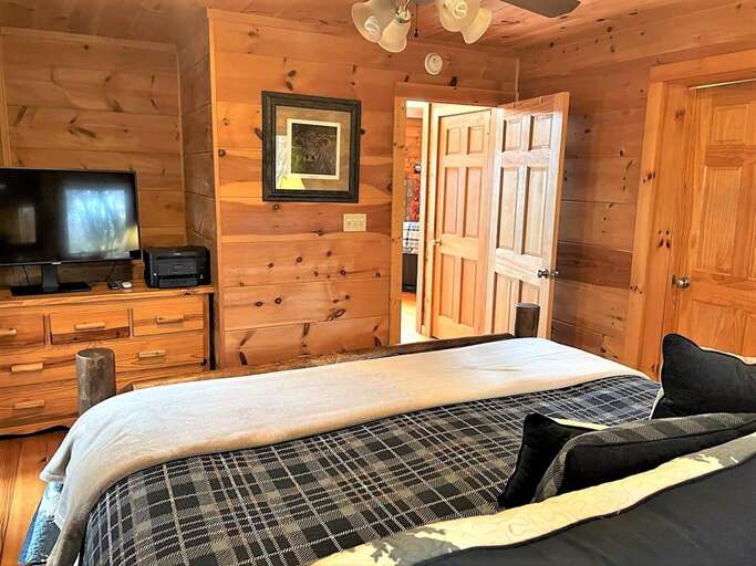 TTG - Bedroom Workstation - Wi-Fi Printer  TTG - Bedroom Workstation - Wi-Fi Printer