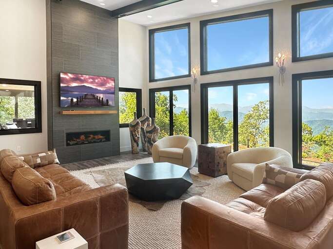 The Overlook - living room 3