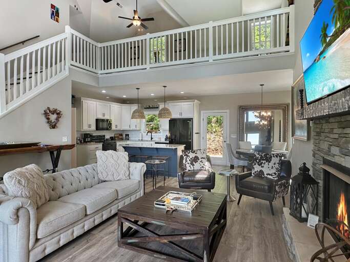 Little Bear - great room 10