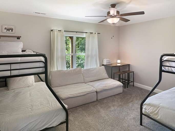 Little Bear - lower level bunk room 2